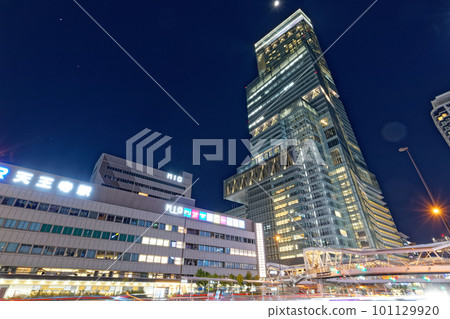 Night view of Abeno Harukas and Tennoji Station Night view of Abeno Harukas and Tennoji Station 101129920