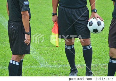 Youth soccer referees (referees speaking at halftime) Youth soccer referees (referees speaking at halftime) 101130527