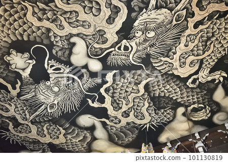 Twin dragons ceiling painting Kenninji Temple 101130819