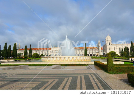 Portugal's World Heritage, Jerónimos Monastery (Mosteiro dos Jerónimos) Portugal's World Heritage, Jerónimos Monastery (Mosteiro dos Jerónimos) 101131937