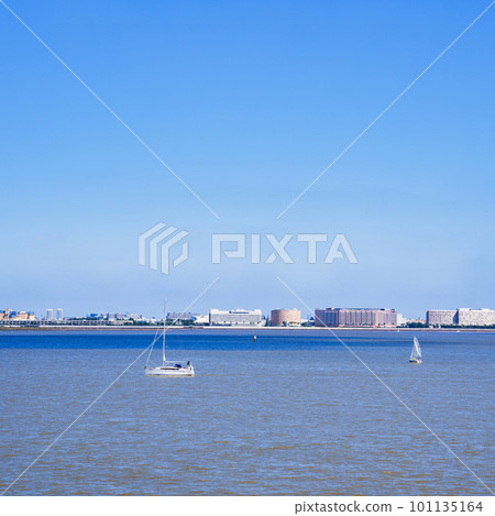 View of Maihama, Urayasu City and Tokyo Bay from Shinkiba [Landscape of Chiba Prefecture] 101135164