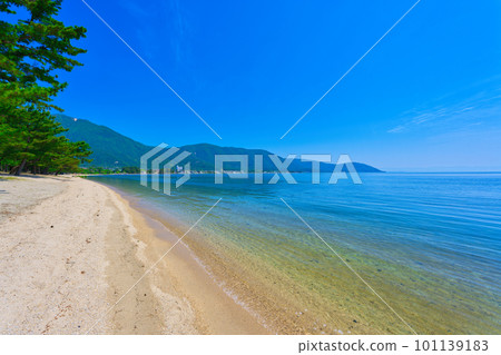 [Shiga Prefecture] May: Beautiful lake and refreshing blue sky 101139183
