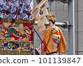 Gion Festival, the moment when a child is carried on a naginata-boko before departure 101139847