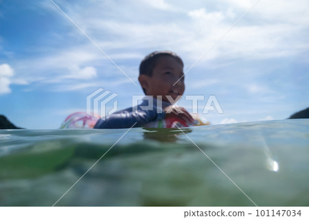海水浴 海 大海 101147034