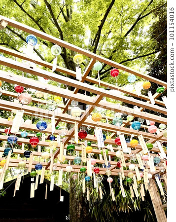 神社院內的風鈴 101154016