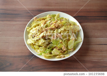 Cabbage and tuna dressing Cabbage with tuna Mugen cabbage 101155698