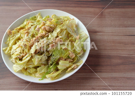 Cabbage and tuna dressing Cabbage with tuna Mugen 捲心菜 Cabbage and tuna dressing Cabbage with tuna Mugen 捲心菜 101155720