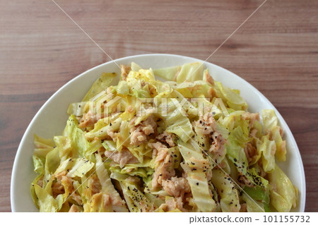 Cabbage and tuna dressing Cabbage with tuna Mugen 捲心菜 Cabbage and tuna dressing Cabbage with tuna Mugen 捲心菜 101155732