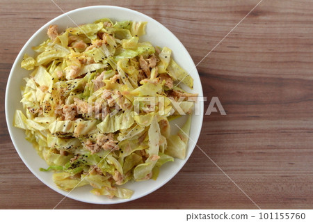Cabbage and tuna dressing Cabbage with tuna Mugen cabbage Cabbage and tuna dressing Cabbage with tuna Mugen cabbage 101155760
