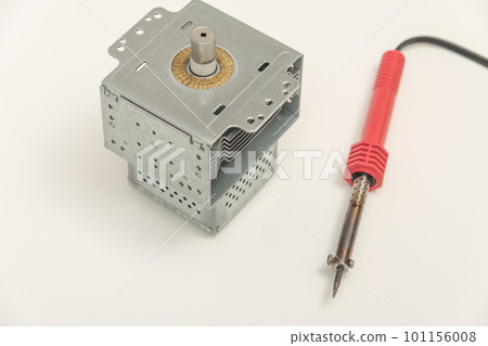 [Magnetron and soldering iron] 101156008