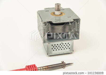 [Magnetron and soldering iron] 101156009