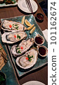 Raw Oyster Moriawase 101162674