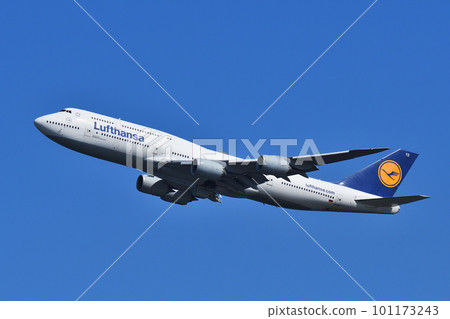 Lufthansa German Airlines passenger plane B747-8 Lufthansa German Airlines passenger plane B747-8 101173243