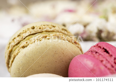 Macaroons confectionery with the use of eggs and sugar 101174511
