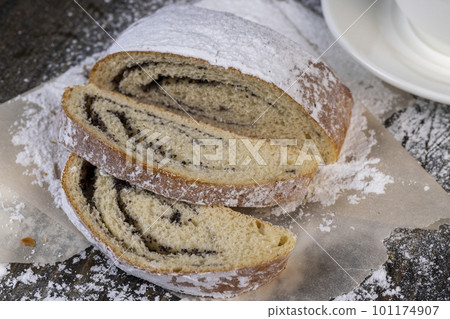 Wheat Bun with Poppy seed filling 101174907