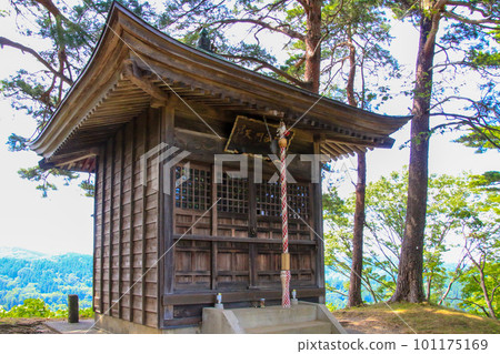 春日山城堡遺址 春日山城堡遺址 101175169