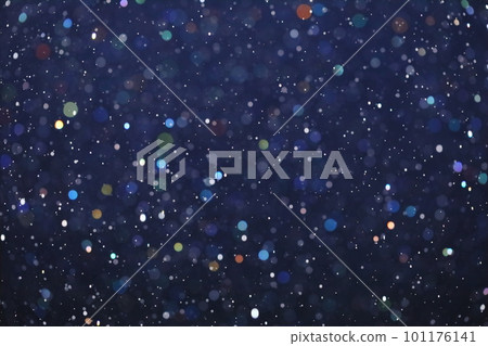 黎明下雨的頻閃攝影 101176141