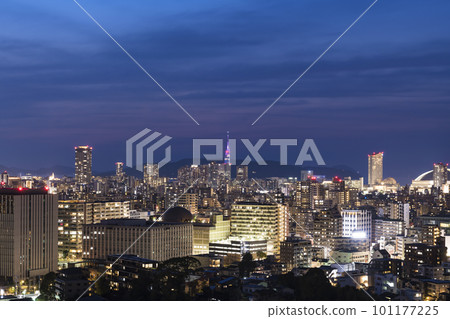Night view of Fukuoka seen from Minami Koen Nishi Observatory, where you can see Fukuoka Tower and Fukuoka Dome Night view of Fukuoka seen from Minami Koen Nishi Observatory, where you can see Fukuoka Tower and Fukuoka Dome 101177225
