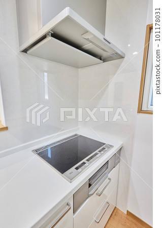 Kitchen image range hood and IH cooking heater stove 101178031