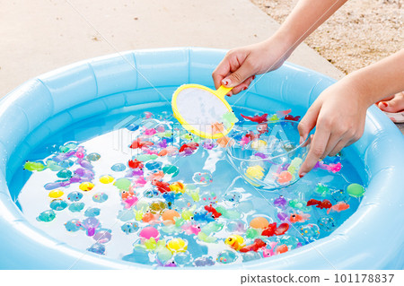 Image of summer|Goldfish scooping, Super Bowl Image of summer|Goldfish scooping, Super Bowl 101178837
