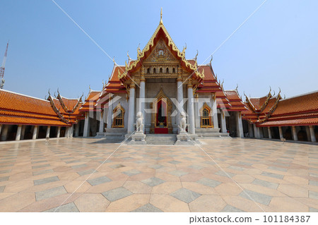 marble temple in bangkok marble temple in bangkok 101184387