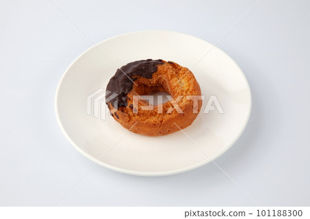 old fashioned donut chocolate white background 101188300