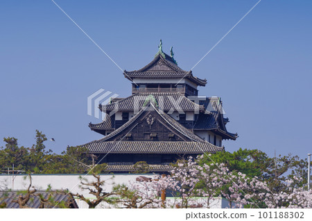 National Treasure Matsue Castle Tenshu 101188302
