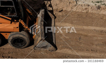 wheel loader in gravel 101188469