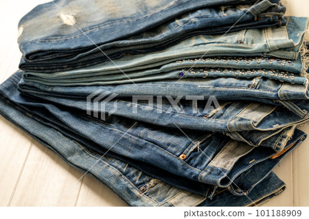 LEVI'S501XX VINTAGE 1944 1955 1966 再版低腰二手 LEVI'S501XX VINTAGE 1944 1955 1966 再版低腰二手 101188909