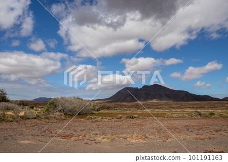 Landscape with mountains, Fuerteventura Landscape with mountains, Fuerteventura 101191163