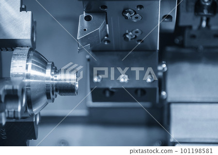 The hi-technology metal working processing by CNC turning machine . The hi-technology metal working processing by CNC turning machine . 101198581