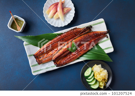 Domestic eel skewers 101207524