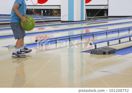 保齡球館/兒童館（5 歲/男孩） 101208752