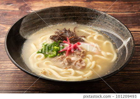Tonkotsu udon Tonkotsu udon 101209493