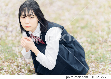 小櫻和穿校服的女學生 101212770