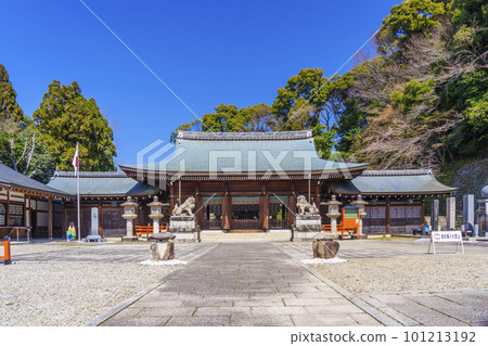 Kyoto Ryozen Gokoku Shrine, cherry blossom season Kyoto Ryozen Gokoku Shrine, cherry blossom season 101213192