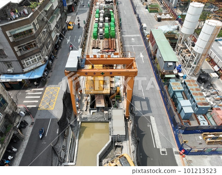 捷運工程 101213523