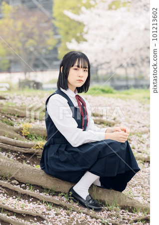 櫻花和學校的女孩 櫻花和學校的女孩 101213602