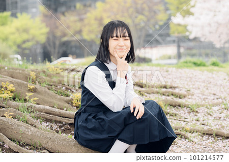 Sakura and school girls 101214577