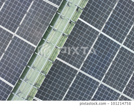 Solar panels 101214758