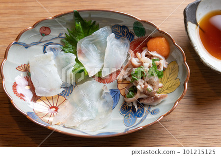 蛆蟲生魚片、孫子肚、秋葉橙子泥 蛆蟲生魚片、孫子肚、秋葉橙子泥 101215125