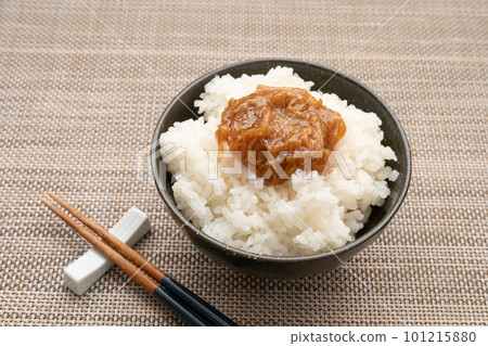 Lime mushrooms rice Lime mushrooms rice 101215880