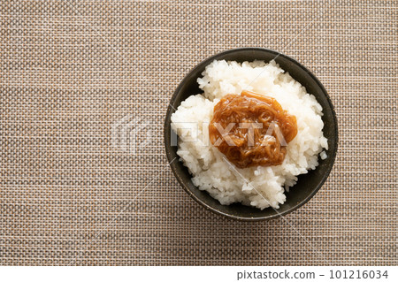 石灰蘑菇飯 101216034