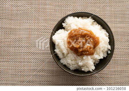 石灰蘑菇飯 101216038