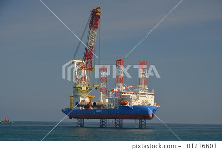 SEP ship doing foundation work for offshore wind power generation facilities 101216601
