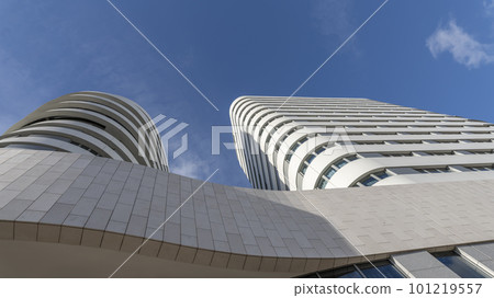 modern hotel building against blue sky 101219557