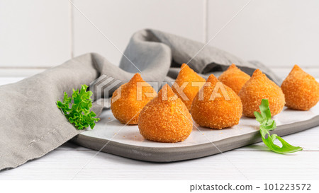 Chicken coxinha, chicken Brazilian snacks Chicken coxinha, chicken Brazilian snacks 101223572