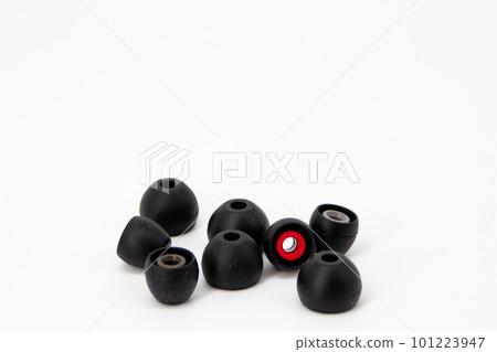 白色背景上的聽筒 白色背景上的聽筒 101223947