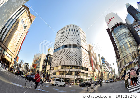 Scenery of Ginza 4-chome intersection Scenery of Ginza 4-chome intersection 101225276