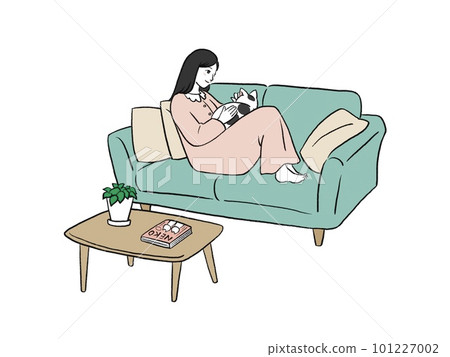 一個女人在客廳放鬆 101227002